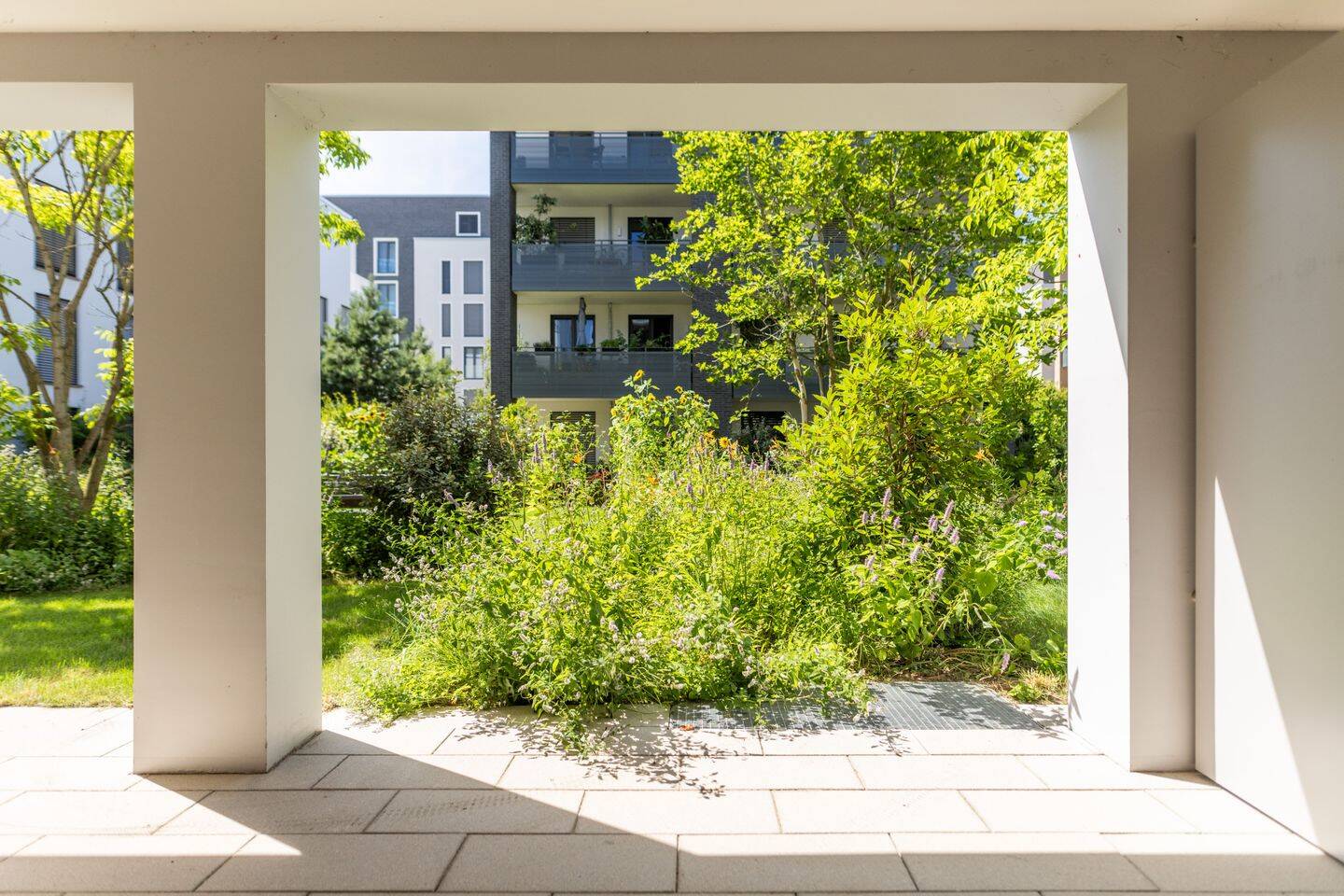 Modernes Design trifft Komfort: 3-Zimmer-Wohnung in Brühl – Brühl – Vorschaubild 4