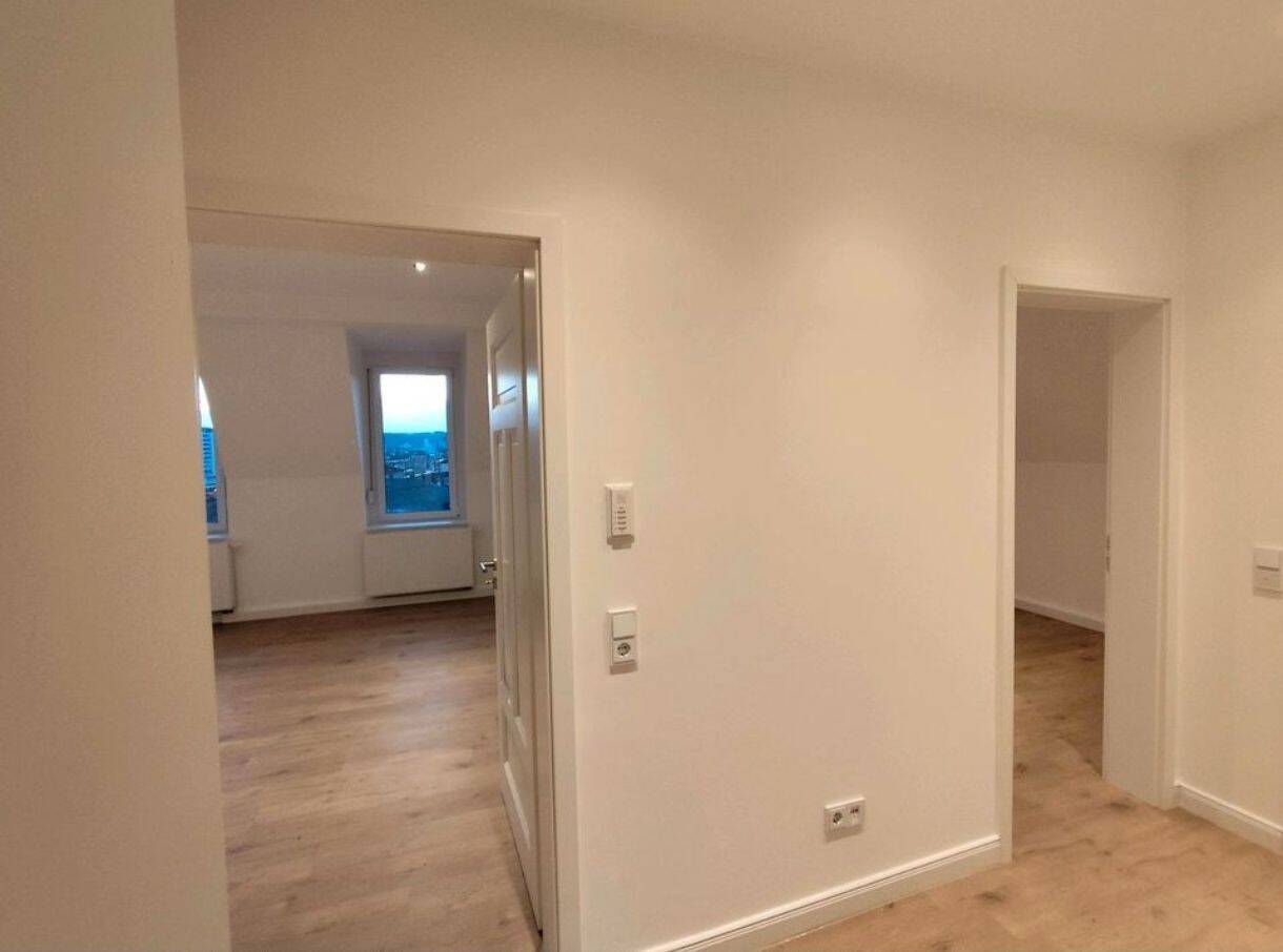 Kernsanierte 2,5 Zimmer Altbauwohnung in Grombühl – Würzburg – Vorschaubild 4