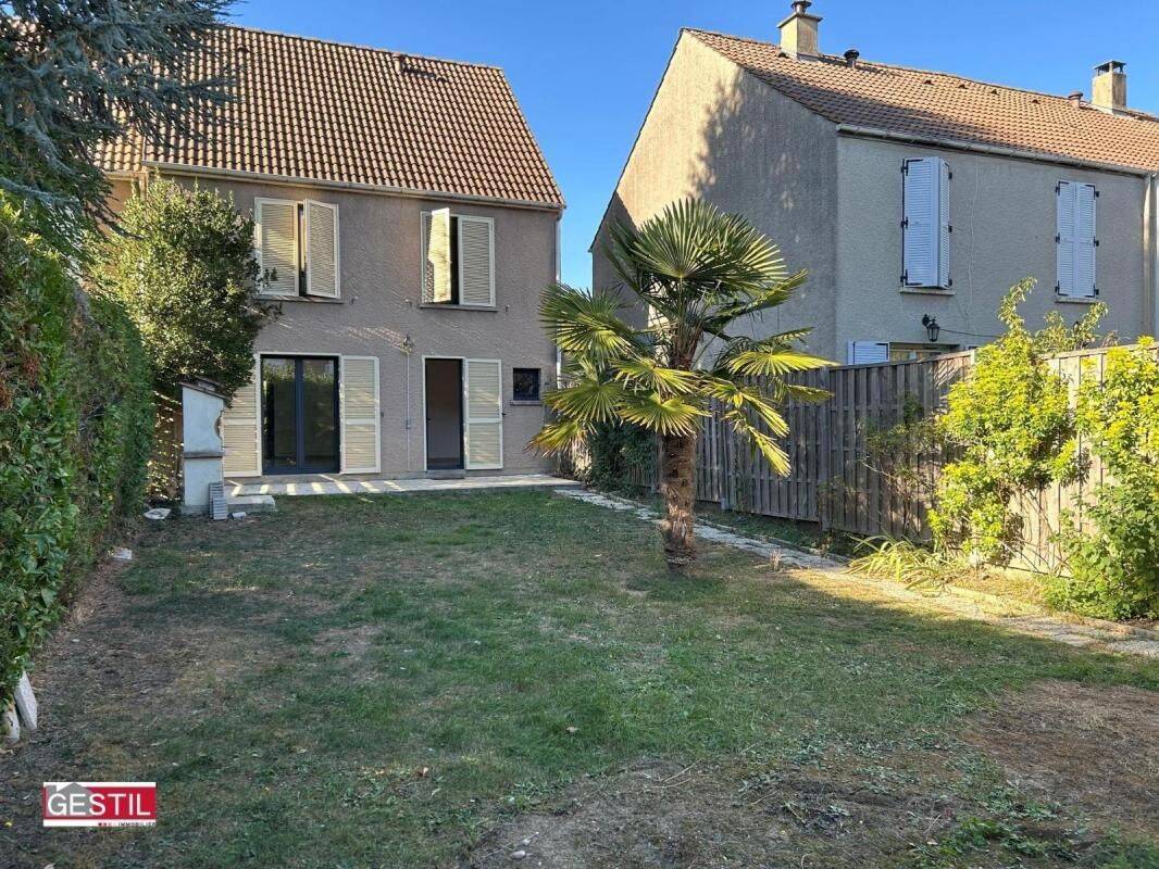 Maison 5 pièces 94 m² · à Jouy-le-Moutier · 94 m² · 1 398 €/mois