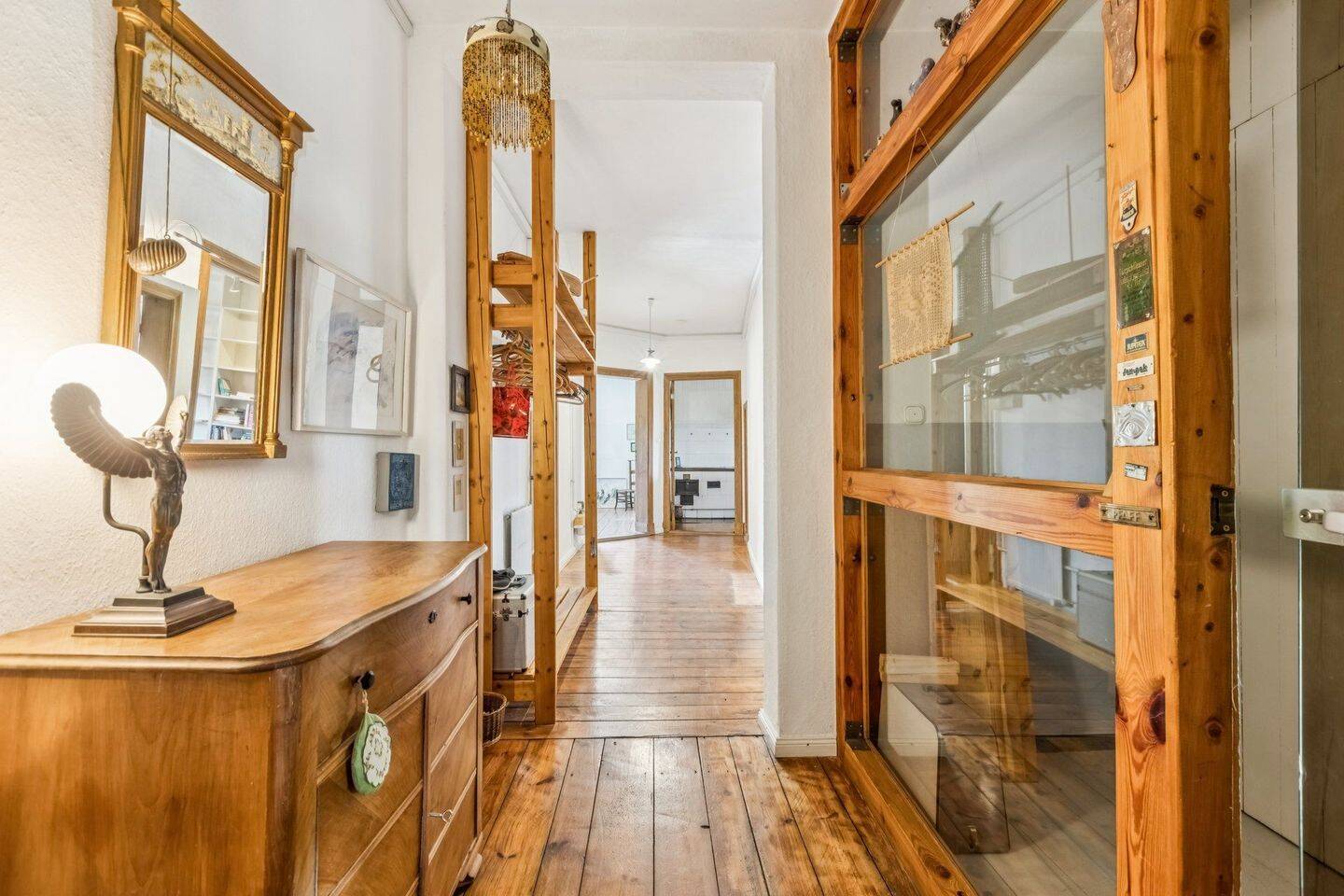 Altbaujuwel mit originalem Charme und großzügigem Grundriss – Berlin – Vorschaubild 2