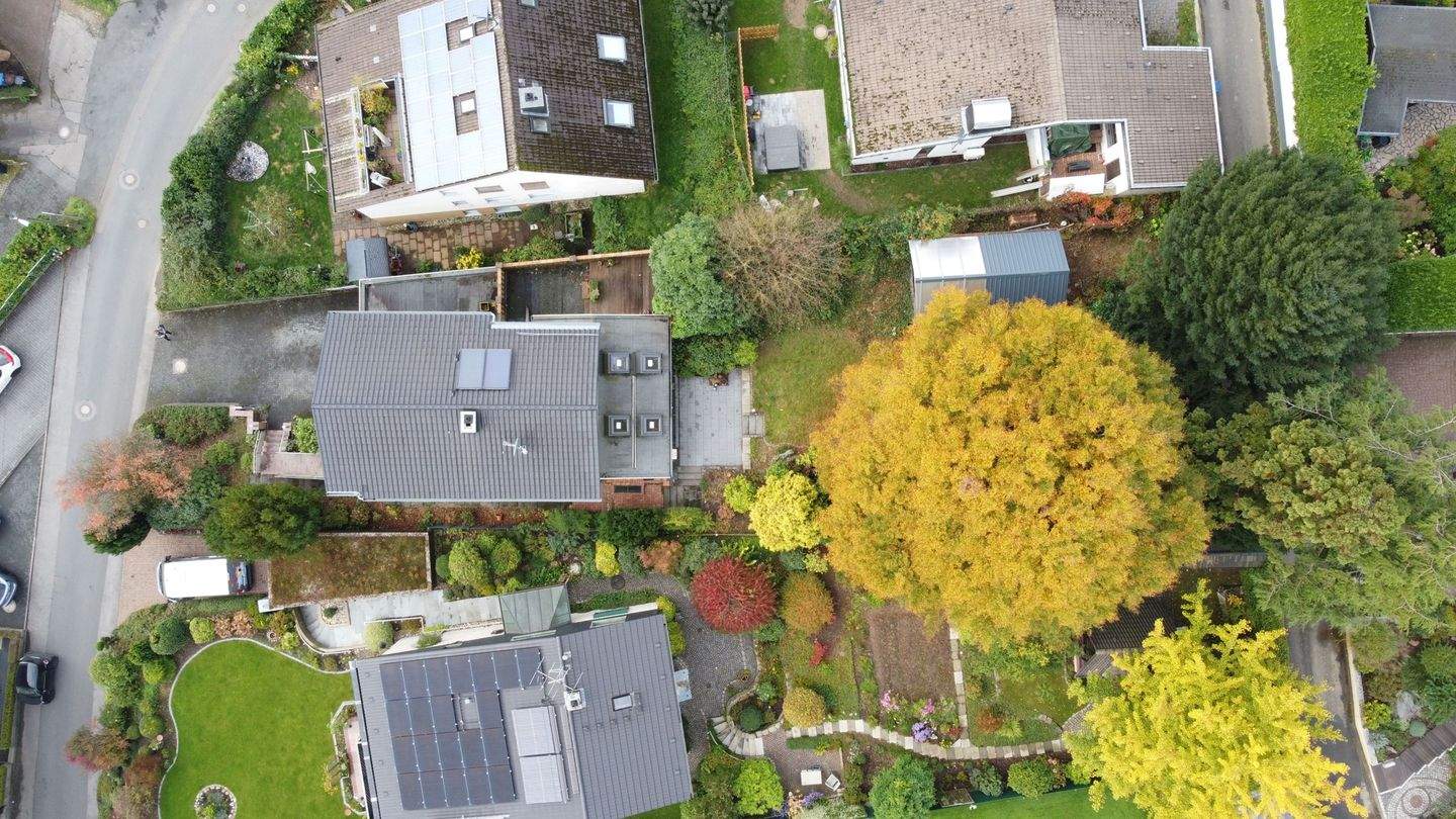 Einfamilienhaus + Baugrundstück – Leverkusen – Bild 1 von 9