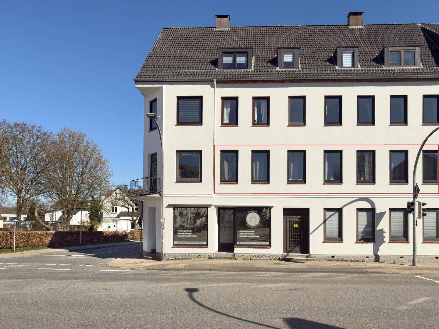 Lichtdurchflutete 4,5-Zimmer-Wohnung | Hochwertig kernsaniert | Echtholzböden | Massivholzküche | Walk-In Dusche - WG geeignet – Schleswig – Vorschaubild 2