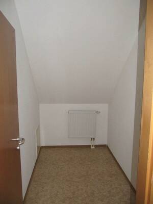 Schöne Dachgeschoss-Wohnung in bester Citylage – 8209 Auerbach – Vorschaubild 7