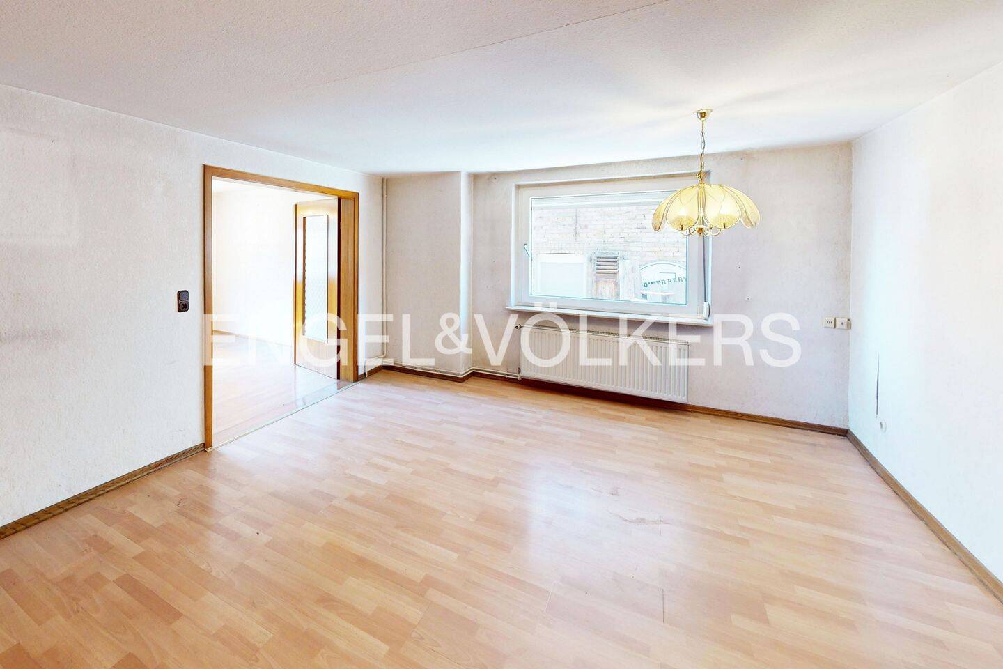 Rohdiamant mit Potenzial und privatem Innenhof in Lörzweiler – Lörzweiler – Vorschaubild 4