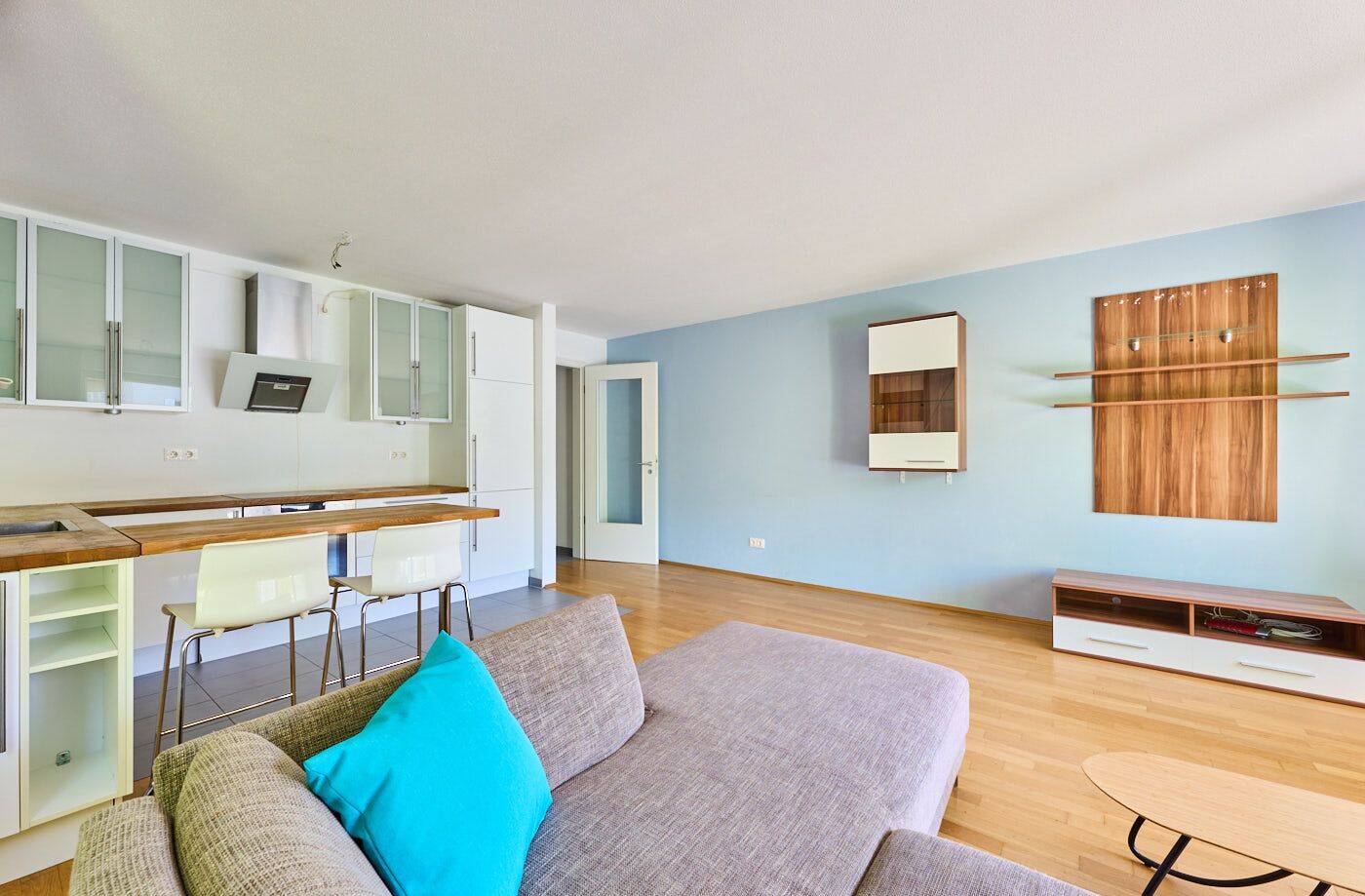 Einzugsfertige 2-Zimmer-Wohnung mit Balkon & Tiefgarage in München-Pasing – München – Vorschaubild 3