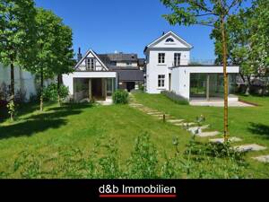 Erstbezug nach Kernsanierung: Historisches Wohnhaus mit moderner Komfortausstattung & großem Garten.