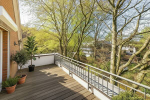 In 2. Reihe gelegen: Besondere Maisonette mit Balkon und Tiefgaragenstellplatz! – 22559 Hamburg – Vorschaubild 8