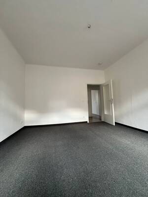 Großzügige 2-Zimmer-Wohnung im beliebten Dresden-Pieschen – 1127 Dresden – Vorschaubild 2