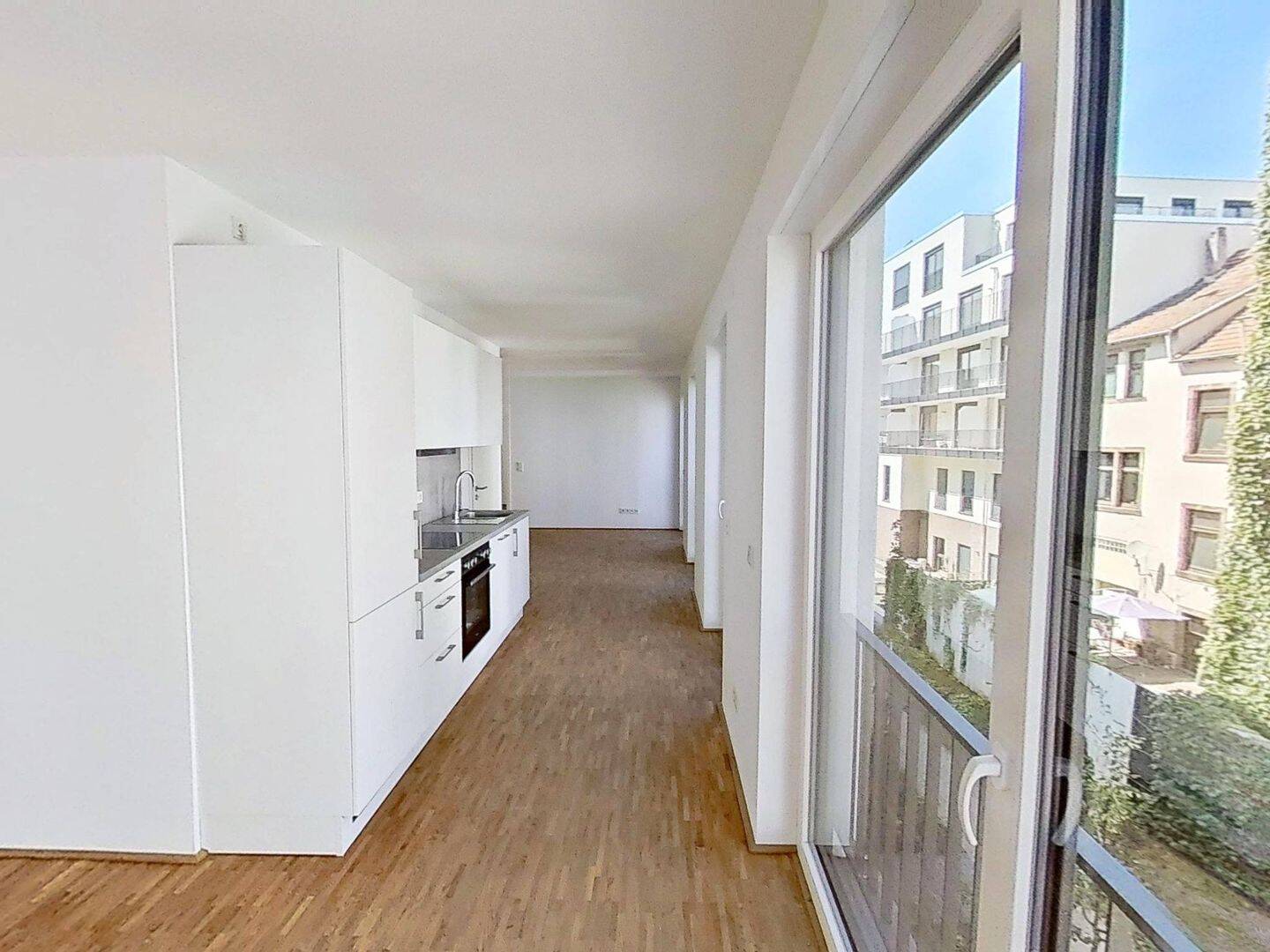 Genießen Sie den Sommer auf Ihrem Balkon in Ihrer 2-Zimmer-Neubauwohnung!