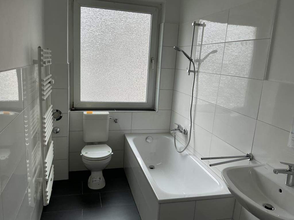 Schöne 2-Zimmer-Wohnung mit neuem Laminatboden in Hagen Zentrum! – Hagen – Vorschaubild 7