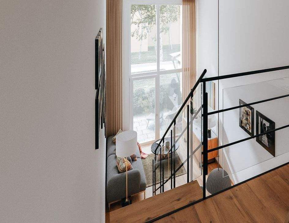 Licht, Raum, Stil – moderne 2-Zimmer-Galeriewohnung mit Charakter | KfW 40 QNG-Plus