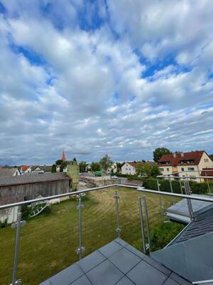 Moderne Dachgeschosswohnung mit sonniger Dachterrasse – 90768 Fürth – Vorschaubild 3