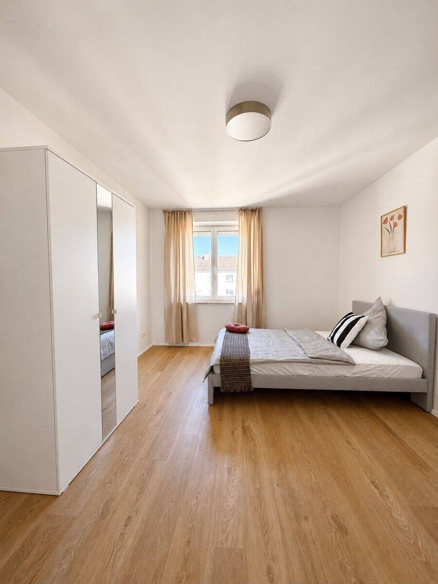 WG-Zimmer! Erstbezug nach Kernsanierung! – München – Vorschaubild 7
