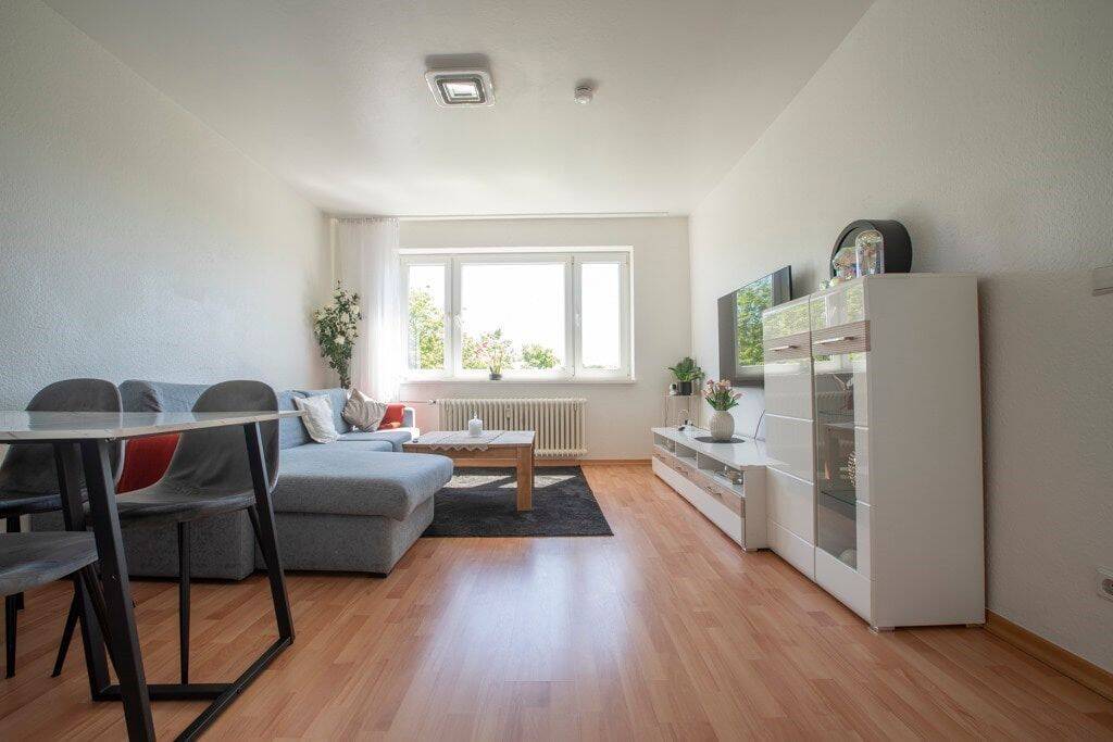 Über den Baumkronen der Havel - lichtdurchflutete 2-Zimmer-Wohnung mit Balkon und Aufzug – Berlin – Vorschaubild 3