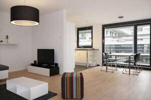 Metropolitan Living in Bestlage:Vermietete 2,5-Zi.-Boardinghouse-ETW nahe Hauptbahnhof-Europaviertel – 70174 Stuttgart – Vorschaubild 2