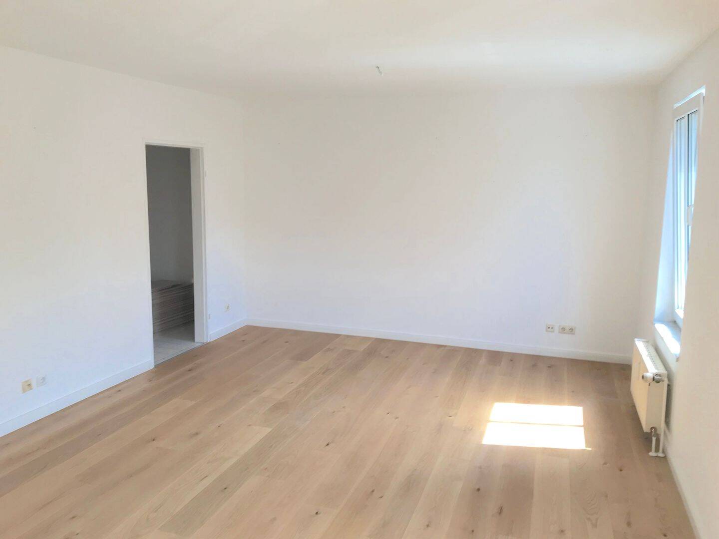 Modernisierte bezugsfreie 2-Zimmer Wohnung mit Aufzug und PKW Stellplatz – Berlin – Vorschaubild 6