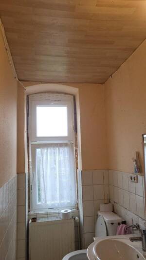4-5 Zimmer Wohnung mit 110m² im 2.OG in Kassel Miete oder Mietkauf €400+NK – 34127 Kassel – Vorschaubild 2
