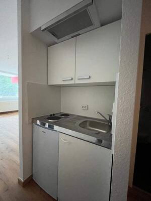 Moderne 1-Zimmer-Wohnung mit Balkon und Pantry-Küche am Eschberg – 66121 Saarbrücken – Vorschaubild 3