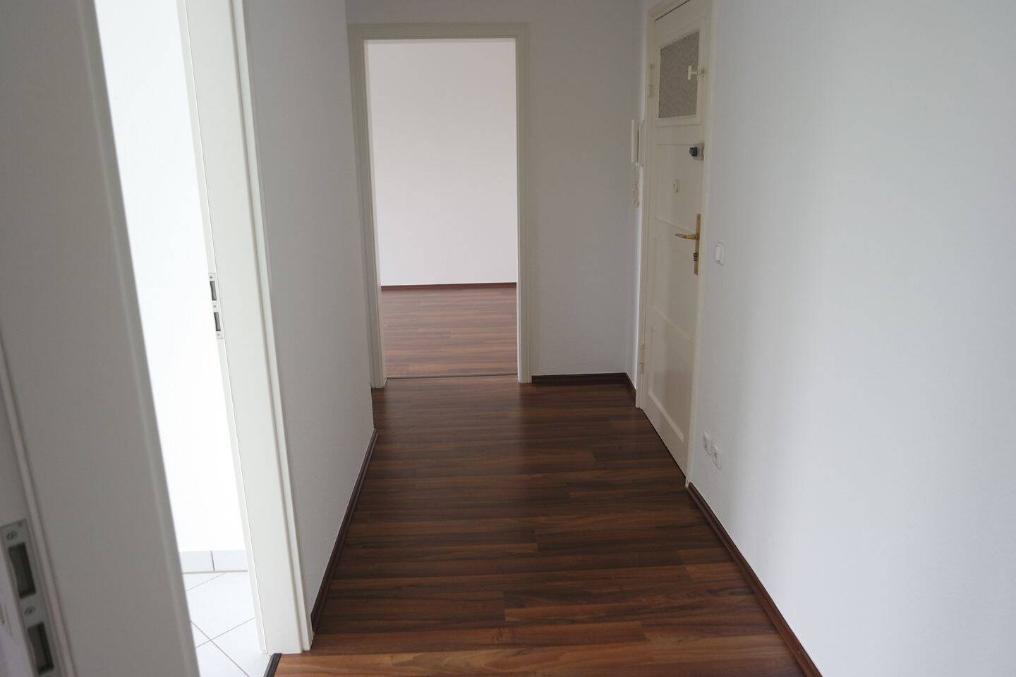 Eutritzsch - schöne Singlewohnung im Leipziger Norden mit Tageslichtbad und Balkon – Leipzig – Vorschaubild 6