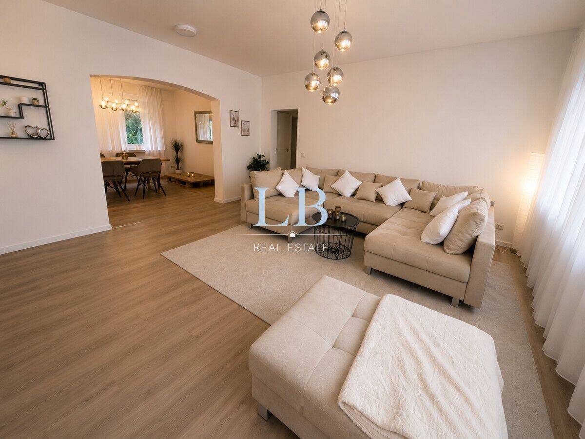 Helle 5-Zimmer-Wohnung - ideal auch für Firmenvermietung