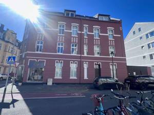 WGH mit 357m² Mietfläche in zentraler Lage von Benrath, JKM € 60.000, 3 Wohnungen, 1 Gewerbe – 40597 Düsseldorf – Vorschaubild 6