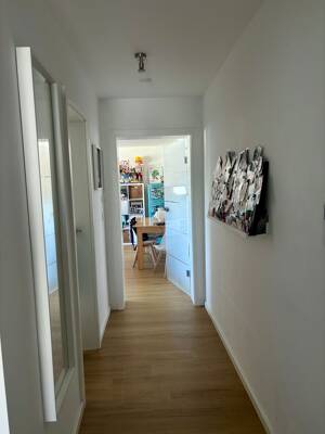 Schöne 2 Zimmerwohnung – 60439 Frankfurt am Main – Vorschaubild 2