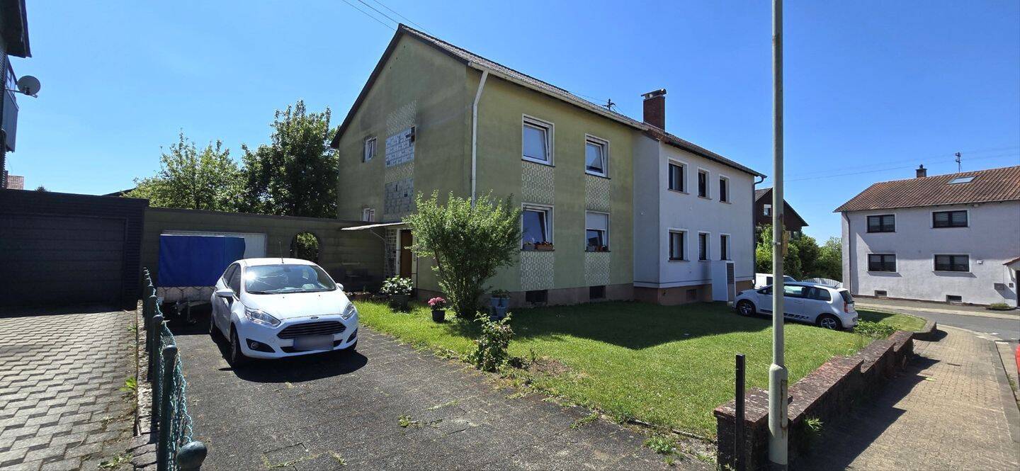 Zweifamilienhaus mit Garten in ruhiger Lage – Bexbach – Vorschaubild 3