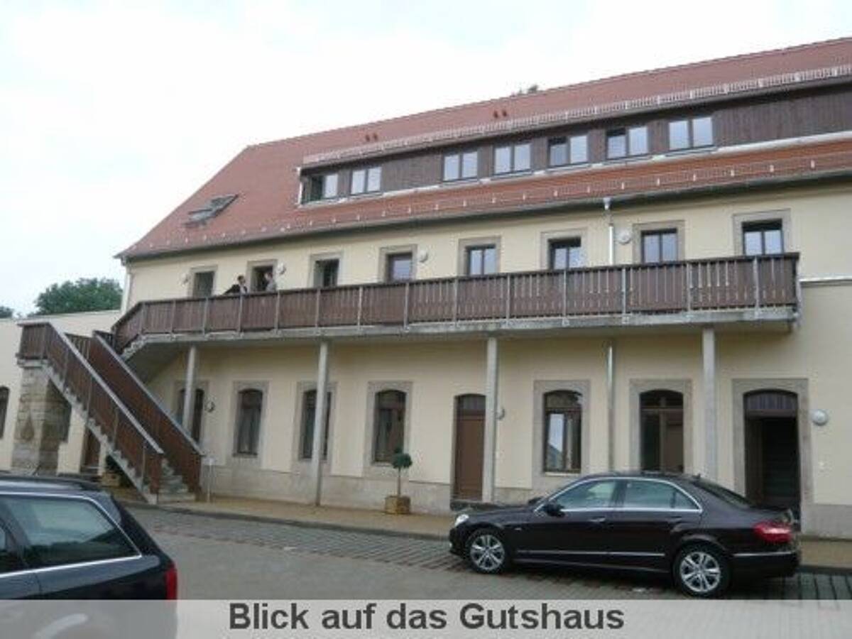 **WOHNEN in GRÜNER OASE** 3 Zimmer Wohnung – 1239 Dresden – Bild 1 von 6