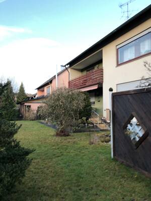 Naturnahe sonnige Wohnung