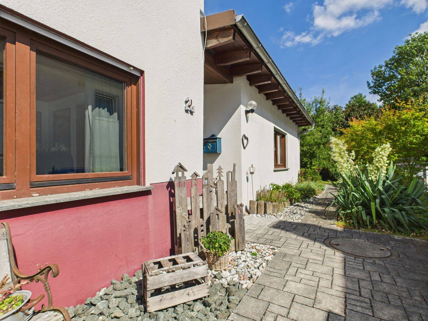 Charmantes Einfamilienhaus mit Einliegerwohnung und gepflegtem Garten in ruhiger Lage von Ehringshausen-Dillheim – Ehringshausen – Vorschaubild 2
