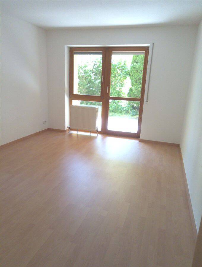 großzügige 3 Zimmer Wohnung mit Terrasse und Garage in Chemnitz OT – Chemnitz – Vorschaubild 7