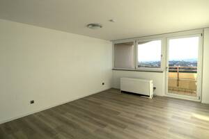 2-Zimmer-Wohnung mit Balkon und TG-Stellplatz -Erbbaurecht mit geringen Raten- – 91056 Erlangen – Vorschaubild 4