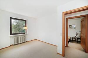 Sonnig und ruhig: Reiheneckhaus mit Einzelgarage in München-Allach – 80999 München – Vorschaubild 9