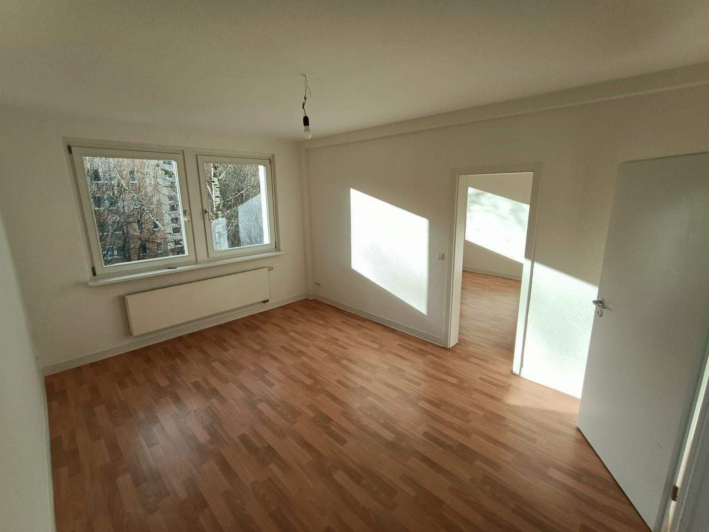 Wie wär's damit? Attraktive Zwei-Zimmer-Wohnung in Gablenz – Chemnitz – Vorschaubild 2