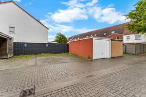 Einziehen und wohlfühlen: Hochwertiges Familienhaus mit Garten und viel Platz – 28277 Bremen – Vorschaubild 4