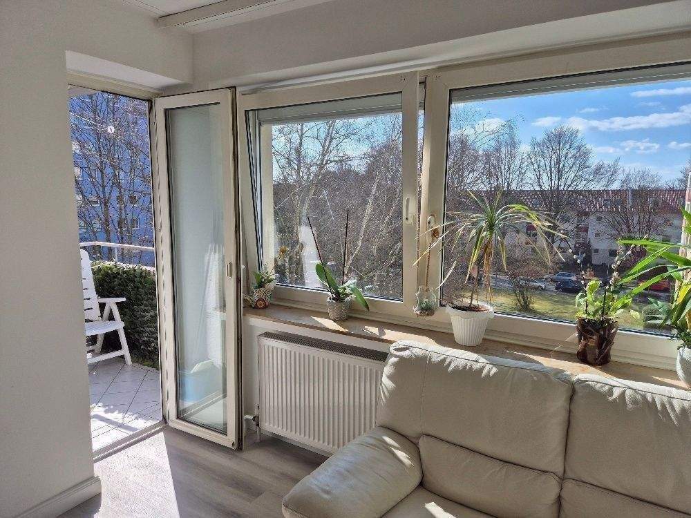 Nürnberg Zabo: helle 4-Zimmerwohnung mit Balkon für Eigennutzer; modernes Bad; in 2024 renoviert – Nürnberg – Bild 1 von 9