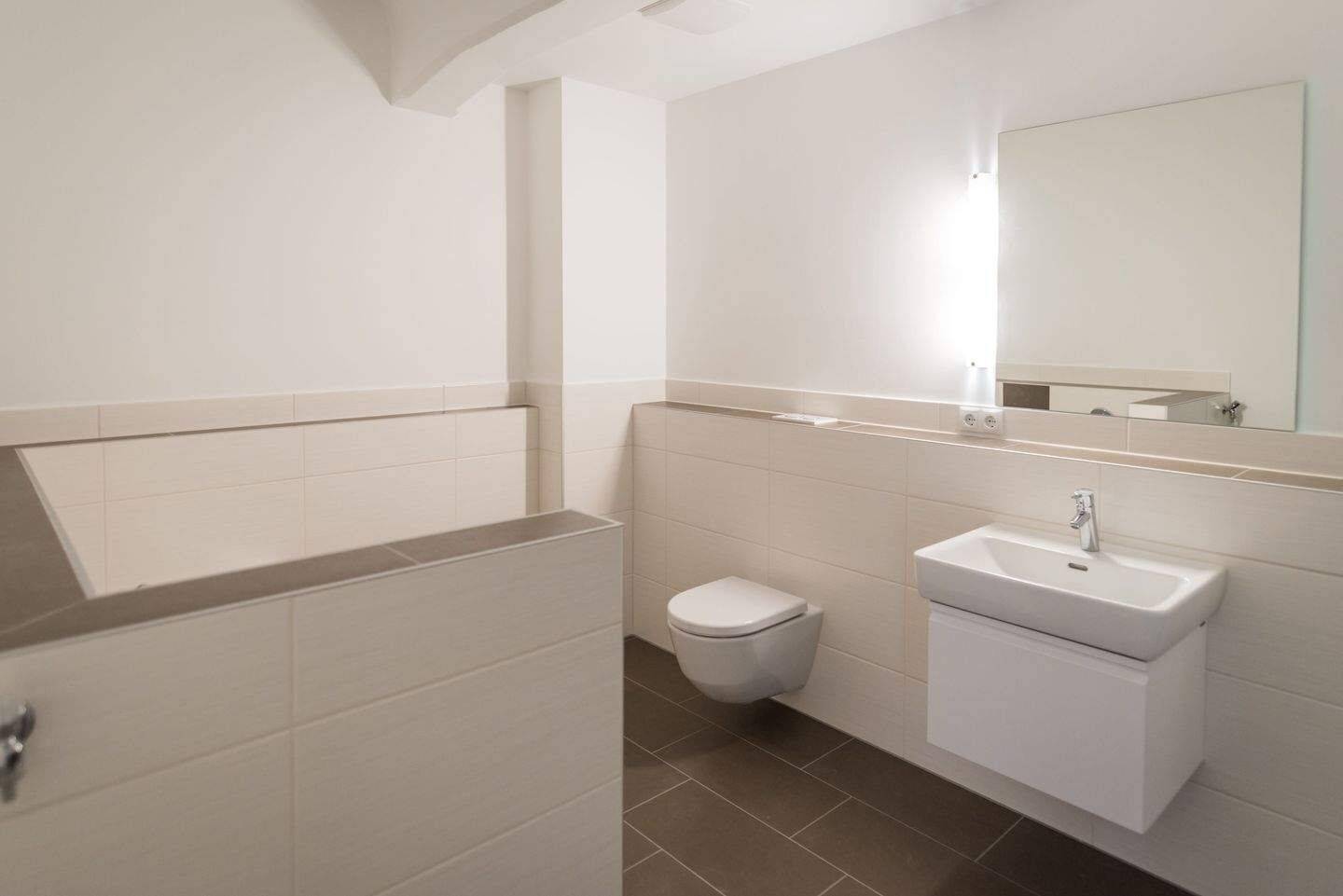 BEZUGSFREI FÜR EIGENNUTZER: 3-RAUM-WOHNUNG IN OPTIMALER CITYLAGE IM GRAFISCHEN HOF - WOHNEN IM LOFTSTIL – Leipzig – Vorschaubild 6