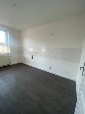 2 Zimmer Wohnung in denkmalgeschütztem Altbau Ludwigshafen-Mundenheim