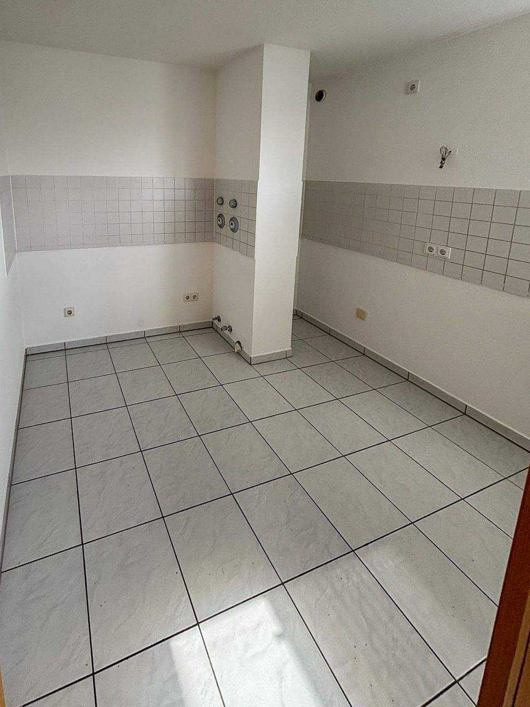 Penthouse-Wohnung mit großem Balkon in der Augsburger Innenstadt – Augsburg – Vorschaubild 5