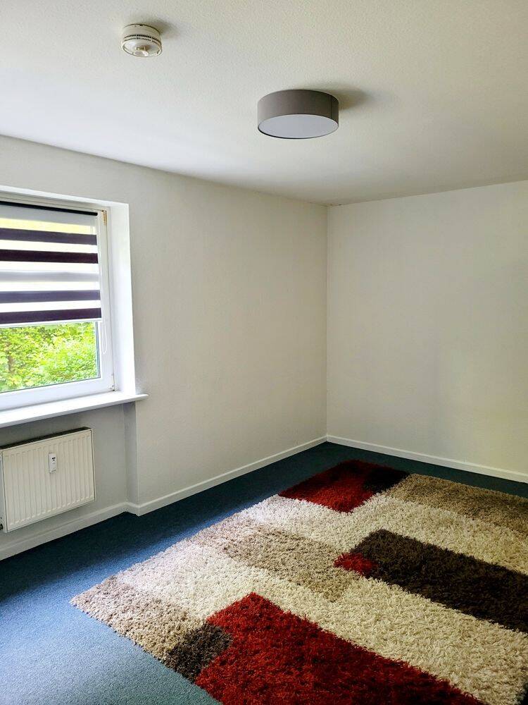 Vermietete Erdgeschosswohnung mit außergewöhnlichem 290 m² Privatgarten in Hamburg-Rissen – Hamburg – Vorschaubild 8