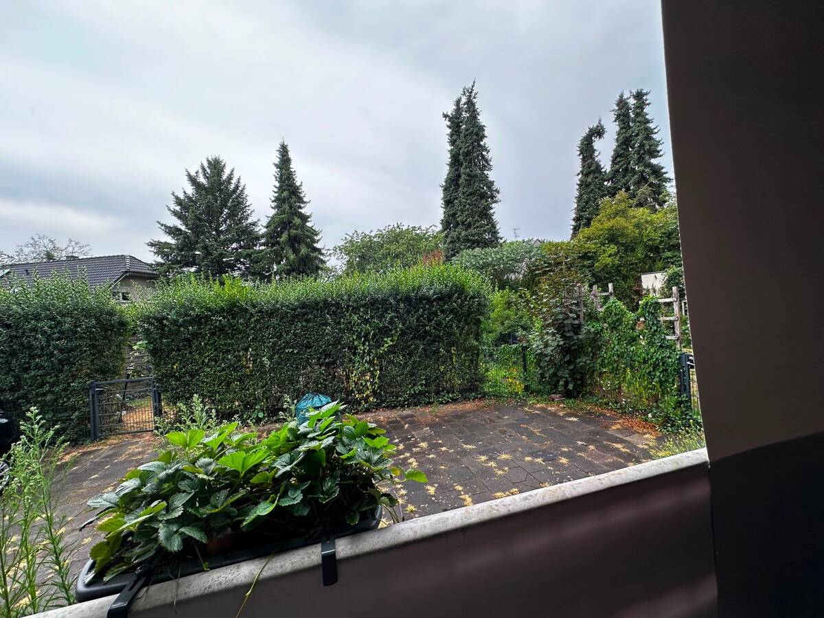 Nachmieter für ca. 90 m² große 4-Zimmer-Hochpaterrewohnung mit Balkon in Oberhausen-Borbeck gesucht – 46117 Oberhausen – Bild 1 von 8
