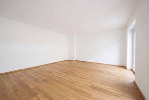 Sonnenverwöhnte Eckwohnung mit umlaufendem Balkon und Tageslicht-Badezimmer - Erstbezug Sept. 2026 – 81369 München – Vorschaubild 4