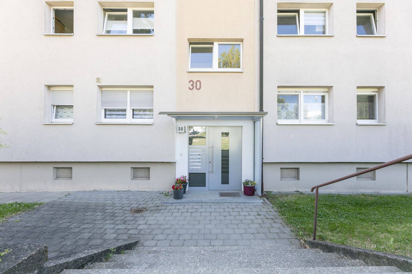 Großzügige 4,5-Zimmer-Wohnung mit Balkon und Weitblick über Ulm – Ulm – Vorschaubild 3