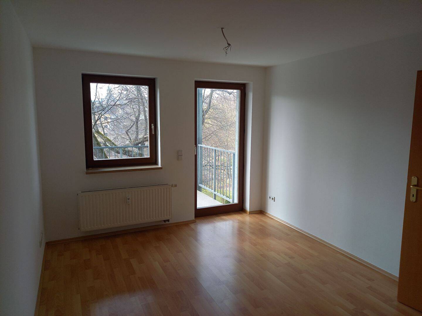 gemütliche 2-Zimmer-Wohnung mit EBK, großem Balkon und Aufzug, zentrumsnah