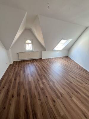 JUNGE PÄRCHEN AUFGEPASST! (stadtnahe) 3 Zimmer-DG-Wohnung sucht neue Mieter – 99089 Erfurt – Vorschaubild 5
