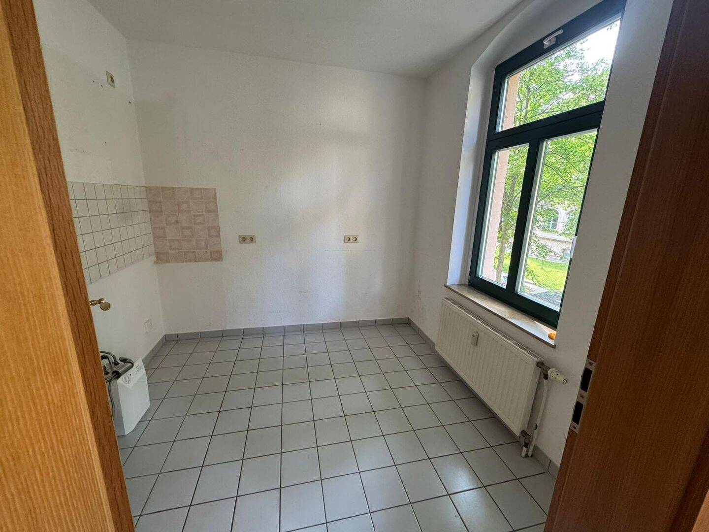 TOP-Whg. im 1.OG / Laminat / Balkon u.v.m. – Chemnitz – Vorschaubild 4