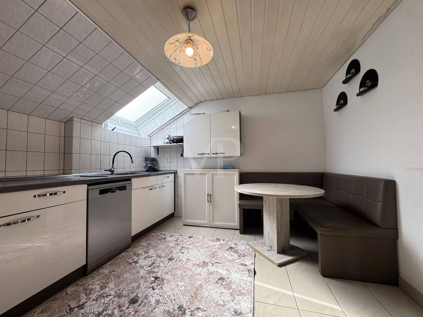Familienfreundliche Wohnung mit Balkon, Gartenanteil & großzügiger Raumaufteilung – Pforzheim – Vorschaubild 3