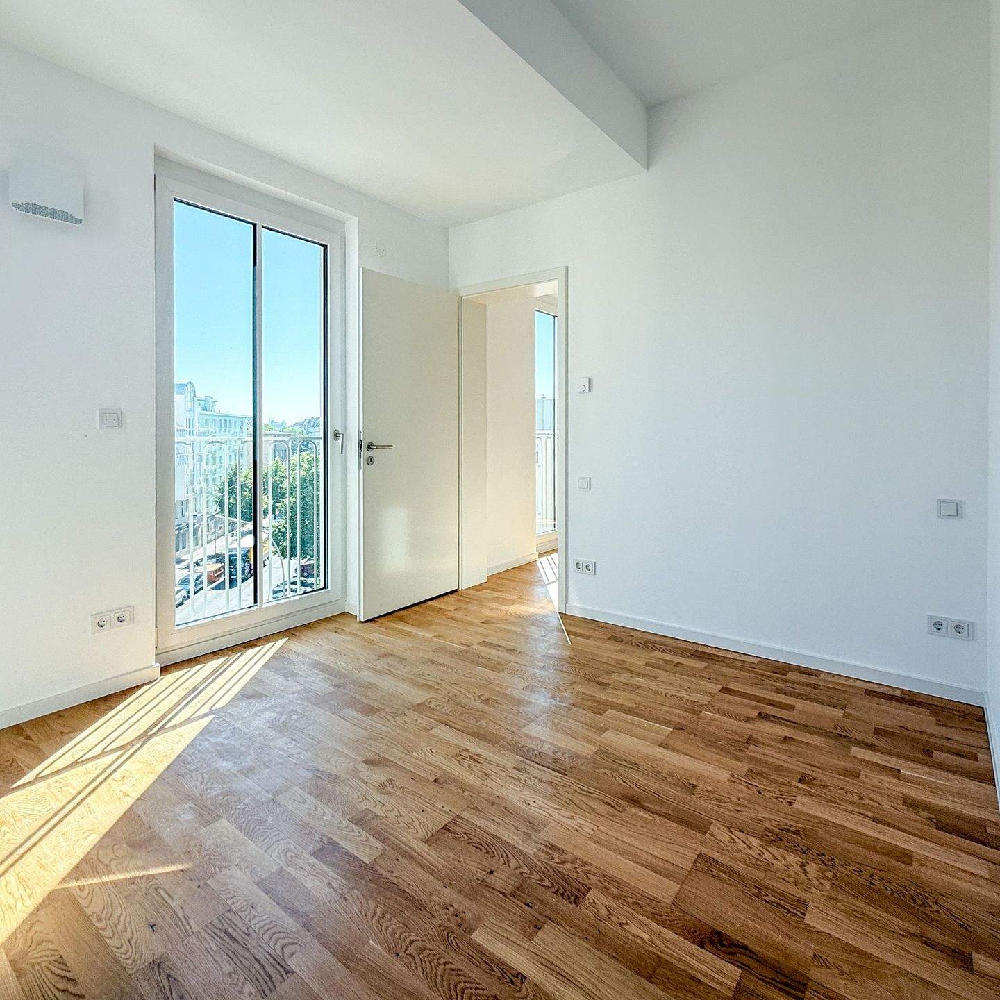 3,9% Rendite - Großzügige, helle 2-Zimmerwohnung mit 2 Balkone - zentral Gelegen nah Jungfernheide – Berlin – Vorschaubild 8