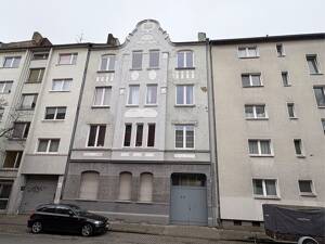 Mehrfamilienhaus mit 4 Garagen in der nördlichen Dortmunder Innenstadt