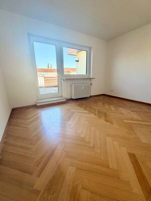 Neu renoviertes Penthouse mit umlaufender Dachterrasse – 81545 München – Vorschaubild 6